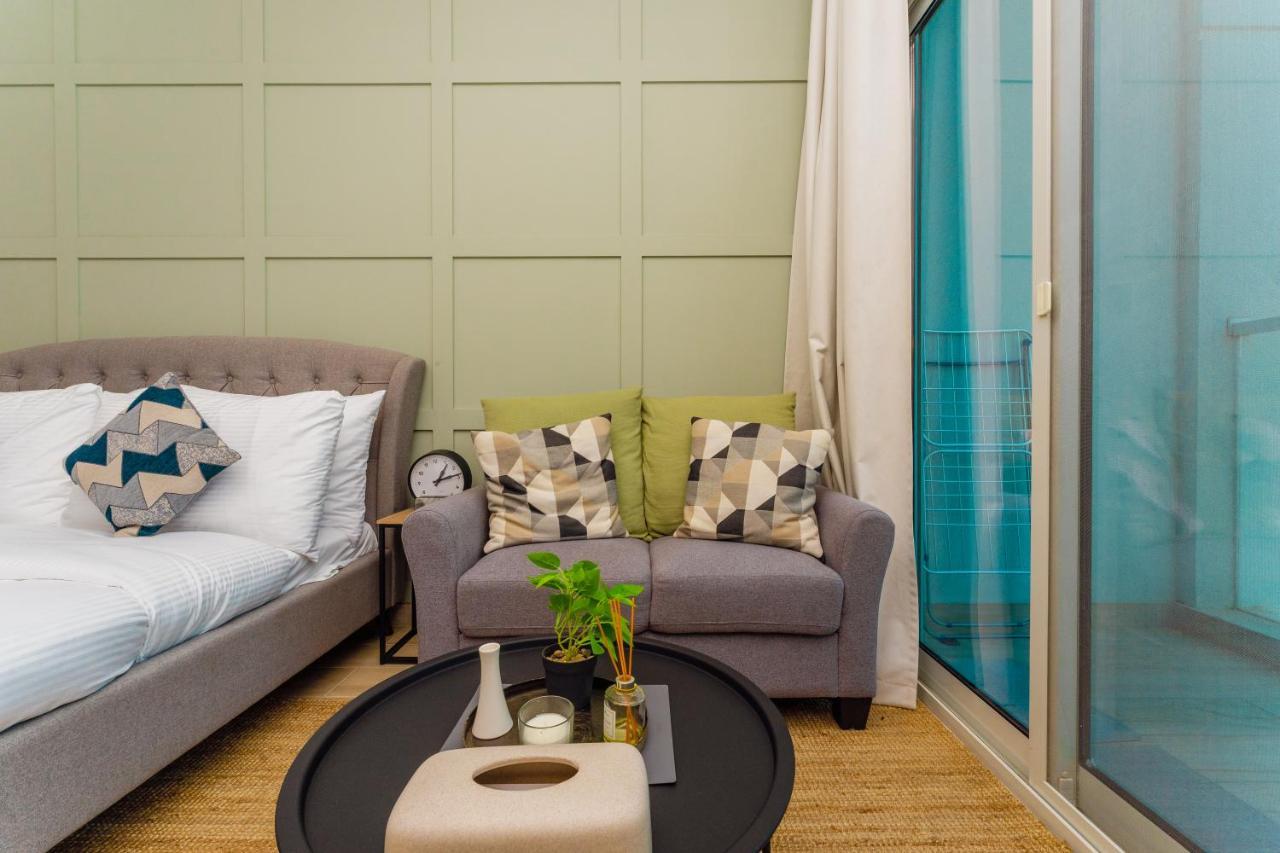 Fam Living - Marina Marvel - Studio With Breathtaking Views In Studio One Tower Dubai